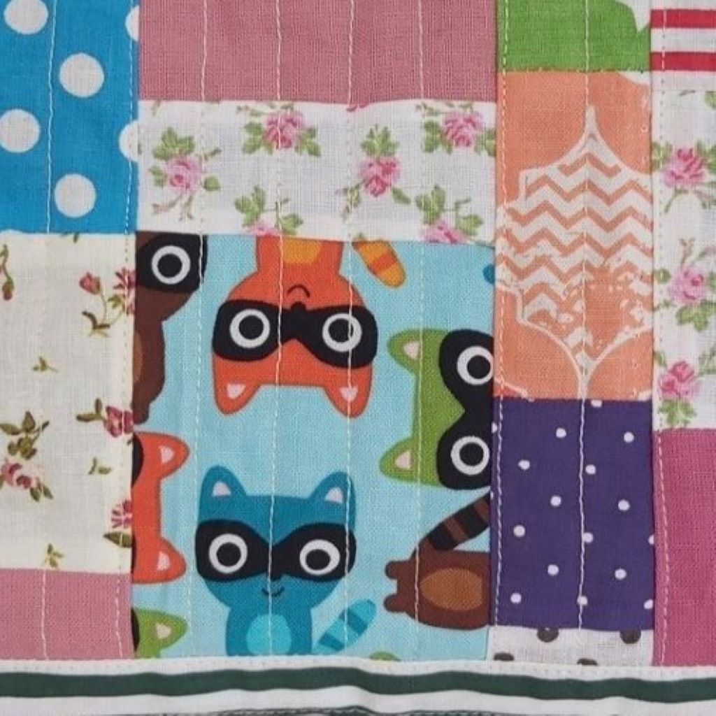 Vidám patchwork tolltartó / neszesszer – színes, egyedi darab