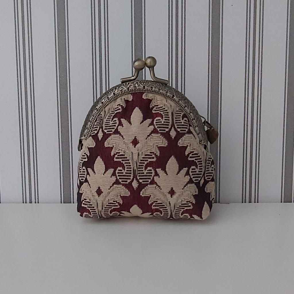 Francia barokk gobelin pénztárca / neszesszer – elegáns, vintage hangulatú kézműves darab
